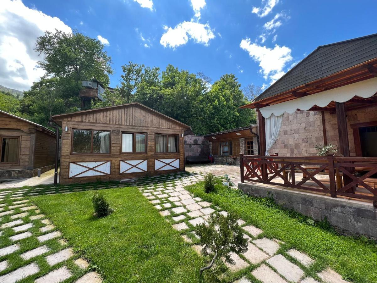 Balkonchik Guesthouse Dilijan Exterior photo