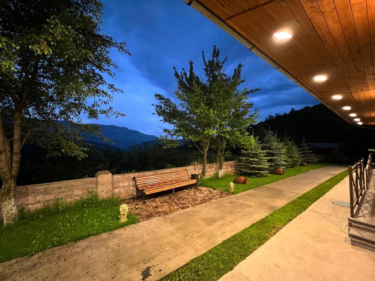 Balkonchik Guesthouse Dilijan Exterior photo